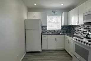 2723 Dudley Dr W, West Palm Beach, FL 33415 - Photo 6