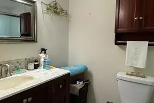 810 SE 7th St, Deerfield Beach, FL 33441 - Photo 8