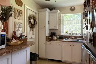 810 SE 7th St, Deerfield Beach, FL 33441 - Photo 4
