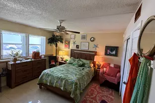 810 SE 7th St, Deerfield Beach, FL 33441 - Photo 6