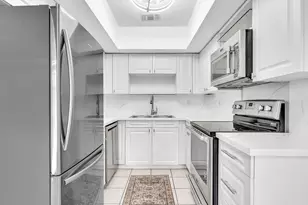 3421 NE 15th Ave, Oakland Park, FL 33334 - Photo 4