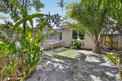 742 Hollywood Boulevard, Hollywood, FL 33019 - Photo 32