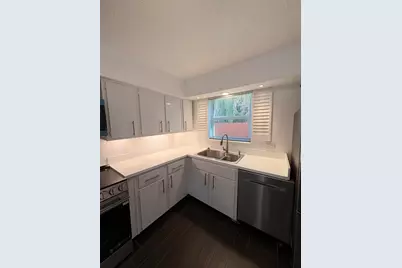 601 SE 5th Court #102, Fort Lauderdale, FL 33301 - Photo 16
