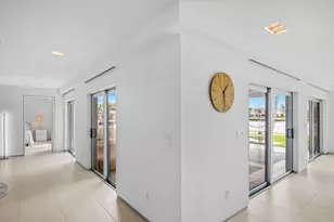 35 Castle Harbor Isle Dr, Fort Lauderdale, FL 33308 - Photo 12