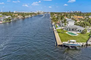 35 Castle Harbor Isle Dr, Fort Lauderdale, FL 33308 - Photo 2