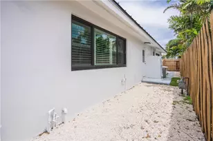 240 NE 25th Ave, Pompano Beach, FL 33062 - Photo 20