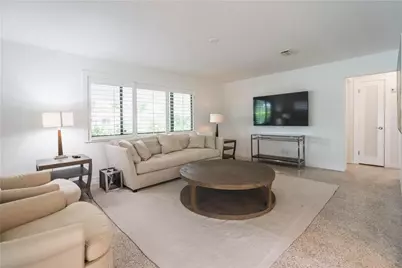 240 NE 25th Avenue, Pompano Beach, FL 33062 - Photo 4