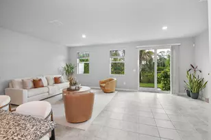 5766 SE Edgewater Cir, Stuart, FL 34997 - Photo 10