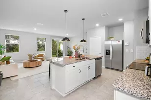 5766 SE Edgewater Cir, Stuart, FL 34997 - Photo 4