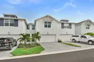5766 SE Edgewater Cir, Stuart, FL 34997 - Photo 32