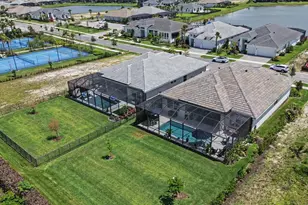 9483 SW Pinnacle Pl N, Port Saint Lucie, FL 34987 - Photo 4