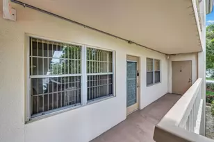 1902 Bermuda Cir, Coconut Creek, FL 33066 - Photo 2