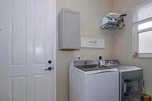 391 NW Sheffield Cir, Port Saint Lucie, FL 34983 - Photo 18