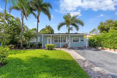 702 W Bloxham Street, Lantana, FL 33462 - Photo 4