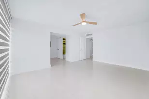 9240 Fontainebleau Blvd, Miami, FL 33172 - Photo 14