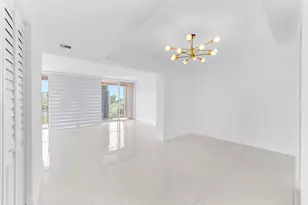 9240 Fontainebleau Blvd, Miami, FL 33172 - Photo 10