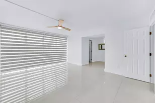 9240 Fontainebleau Blvd, Miami, FL 33172 - Photo 16