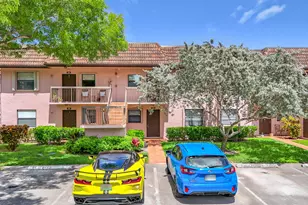 1065 NW 106th Terrace, Pembroke Pines, FL 33026 - Photo 2