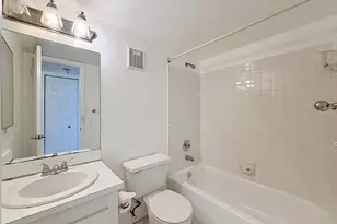 1065 NW 106th Terrace, Pembroke Pines, FL 33026 - Photo 26