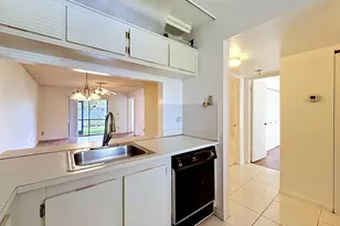 1065 NW 106th Terrace, Pembroke Pines, FL 33026 - Photo 14