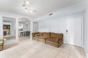 233 S Federal Hwy, Boca Raton, FL 33432 - Photo 2