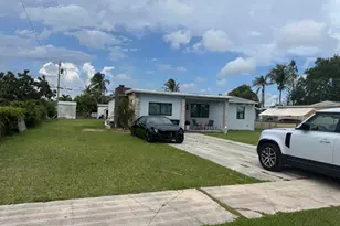 1561 NE 14th St, Homestead, FL 33033 - Photo 20