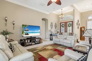 5828 Pine Ridge Cir, Vero Beach, FL 32967 - Photo 2