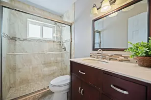 245 Avalon Ave, Lauderdale by the Sea, FL 33308 - Photo 32