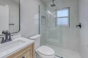 223 N E St, Lake Worth, FL 33460 - Photo 10