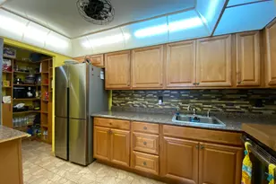 217 Lake Dora Dr, West Palm Beach, FL 33411 - Photo 10