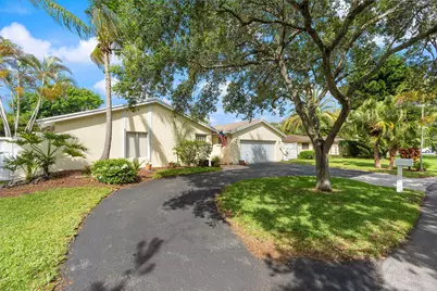 4010 W Sailboat Drive, Cooper City, FL 33026 - Photo 4