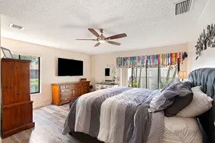 4010 W Sailboat Dr, Cooper City, FL 33026 - Photo 16