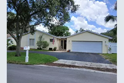 4010 W Sailboat Drive, Cooper City, FL 33026 - Photo 2