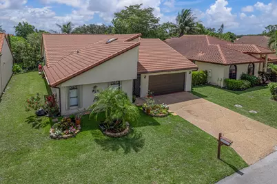 7040 Golf Pointe Circle, Tamarac, FL 33321 - Photo 28