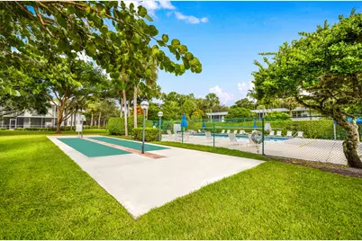 4200 Oaks Terrace #104, Pompano Beach, FL 33069 - Photo 18