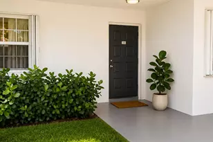 4200 Oaks Terrace, Pompano Beach, FL 33069 - Photo 2