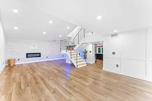 15015 NW 88th Ct, Miami Lakes, FL 33018 - Photo 4