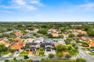 15015 NW 88th Ct, Miami Lakes, FL 33018 - Photo 36