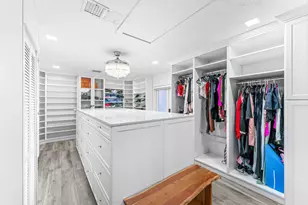 15015 NW 88th Ct, Miami Lakes, FL 33018 - Photo 16