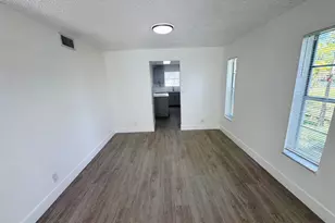 3920 Woodside Dr, Coral Springs, FL 33065 - Photo 4