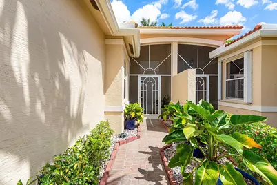 10644 Royal Caribbean Circle, Boynton Beach, FL 33437 - Photo 4