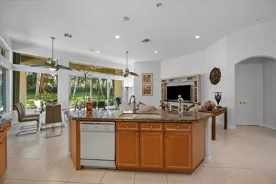 10689 Northgreen Drive, Lake Worth, FL 33449 - Photo 8