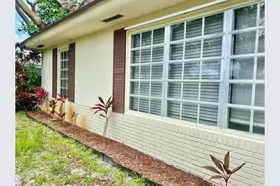 861 NW 72nd Avenue, Plantation, FL 33317 - Photo 2