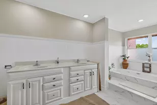 5617 NW 16th St, Lauderhill, FL 33313 - Photo 16
