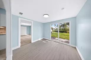 662 SE Essex Dr, Port Saint Lucie, FL 34984 - Photo 28