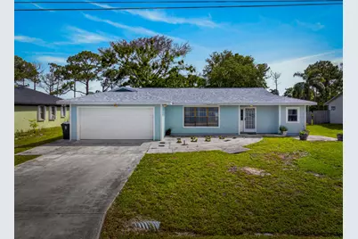662 SE Essex Drive, Port Saint Lucie, FL 34984 - Photo 2