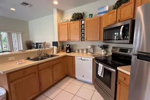 8233 Mulligan Cir, Port Saint Lucie, FL 34986 - Photo 10