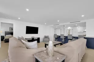 5380 N Ocean Dr, Singer Island, FL 33404 - Photo 10