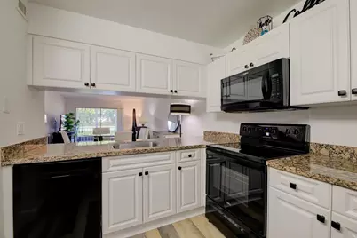 4502 Martinique Way #E1, Coconut Creek, FL 33066 - Photo 4