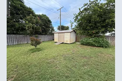 817 Elm Road, West Palm Beach, FL 33409 - Photo 4